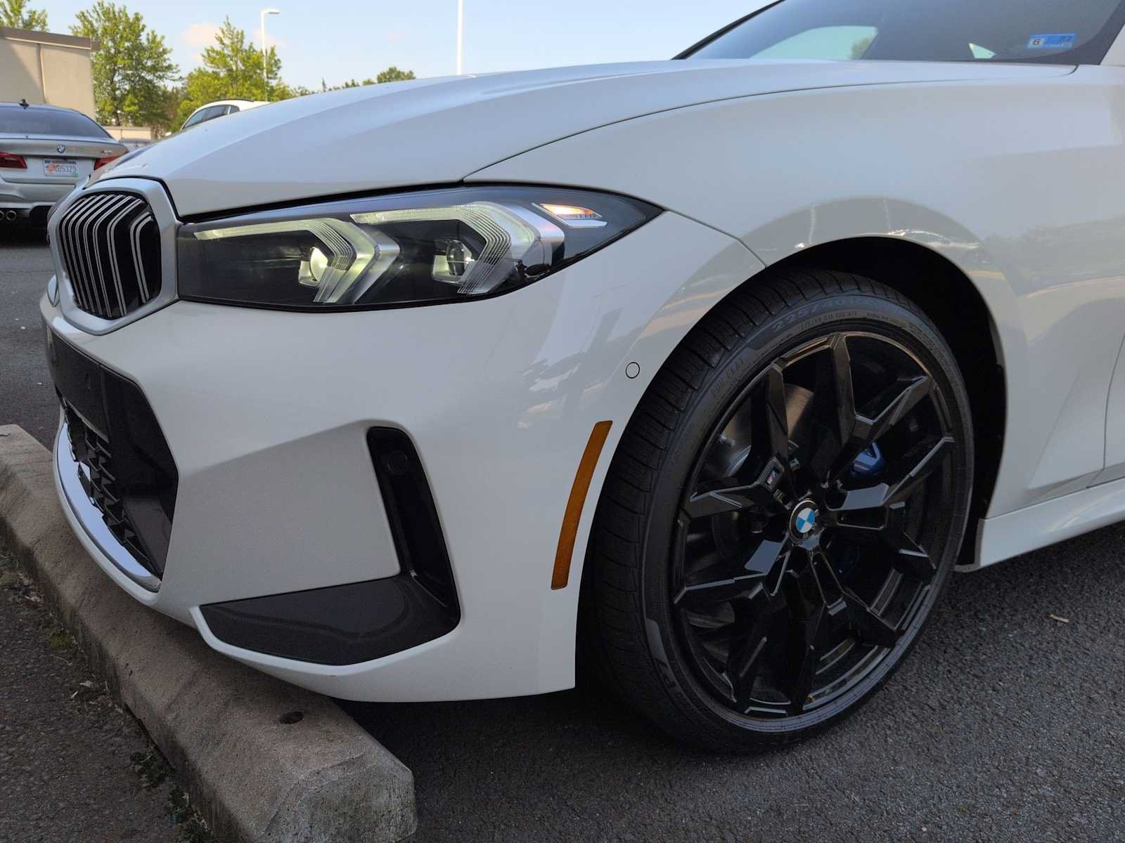 New 2026 BMW 330i xDrive Sedan w/ M Sport Package AWD/4WD image 11