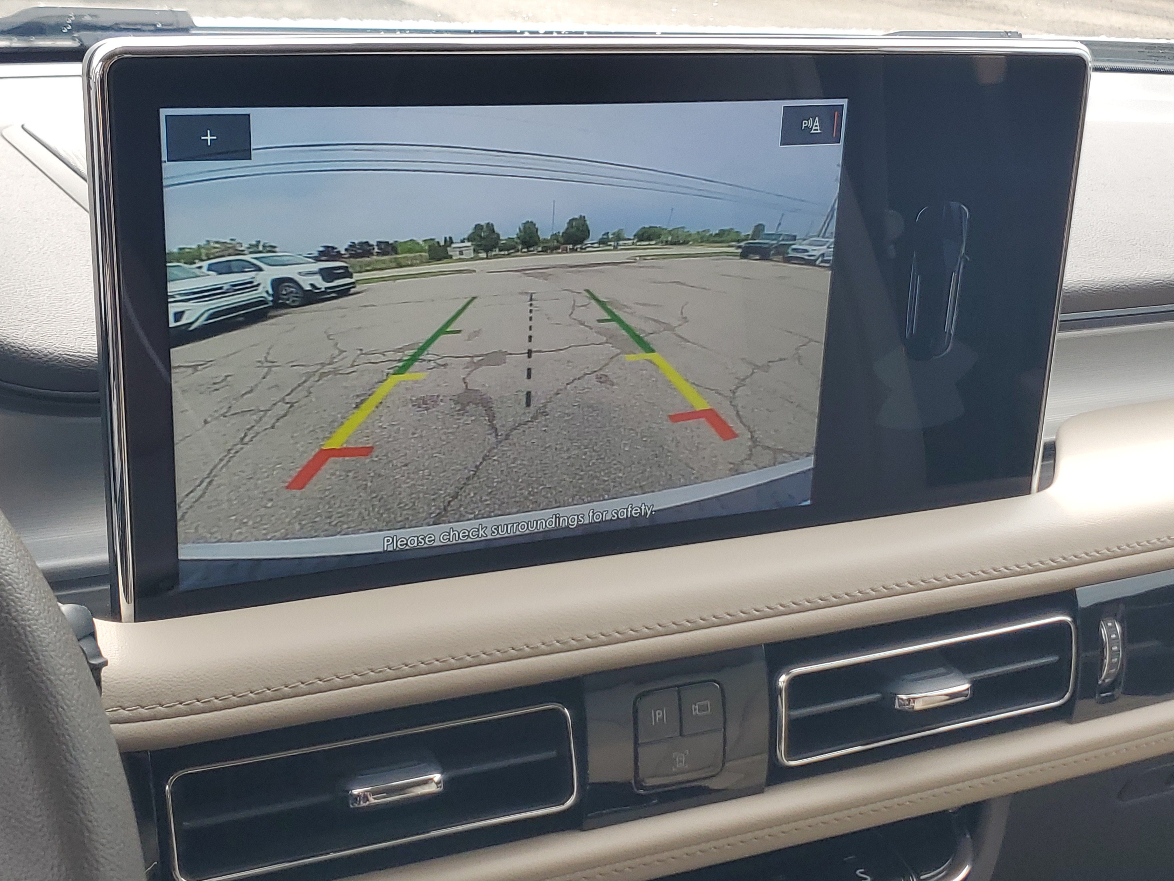 Certified 2023 Lincoln Nautilus AWD w/ Premium Package image 17