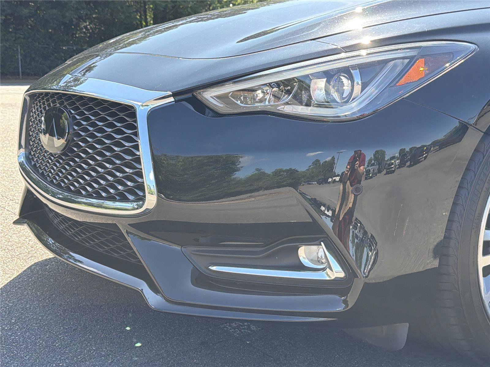 Used 2019 INFINITI Q60 3.0t Luxe w/ Essential Package AWD/4WD image 27