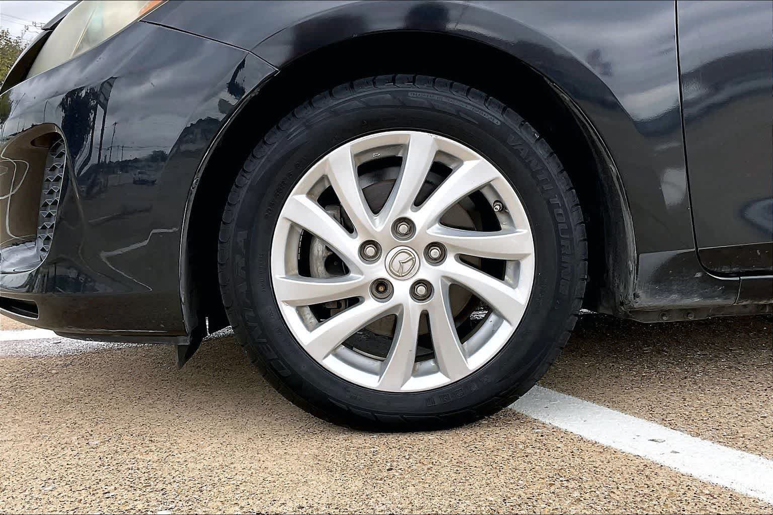 Used 2012 MAZDA MAZDA3 i Touring FWD image 8