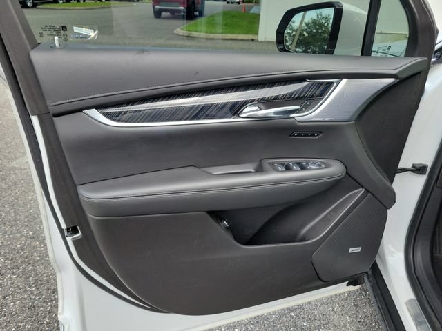 Certified 2023 Cadillac XT6 Premium Luxury FWD image 25