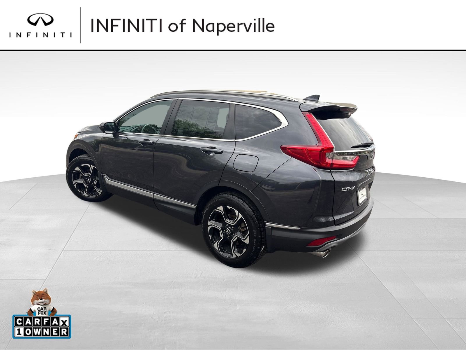 Used 2018 Honda CR-V Touring image 3