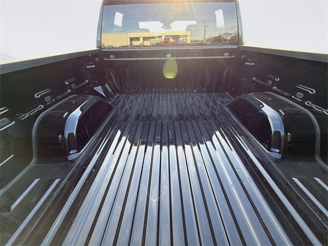 Used 2025 GMC Sierra 1500 Elevation image 13