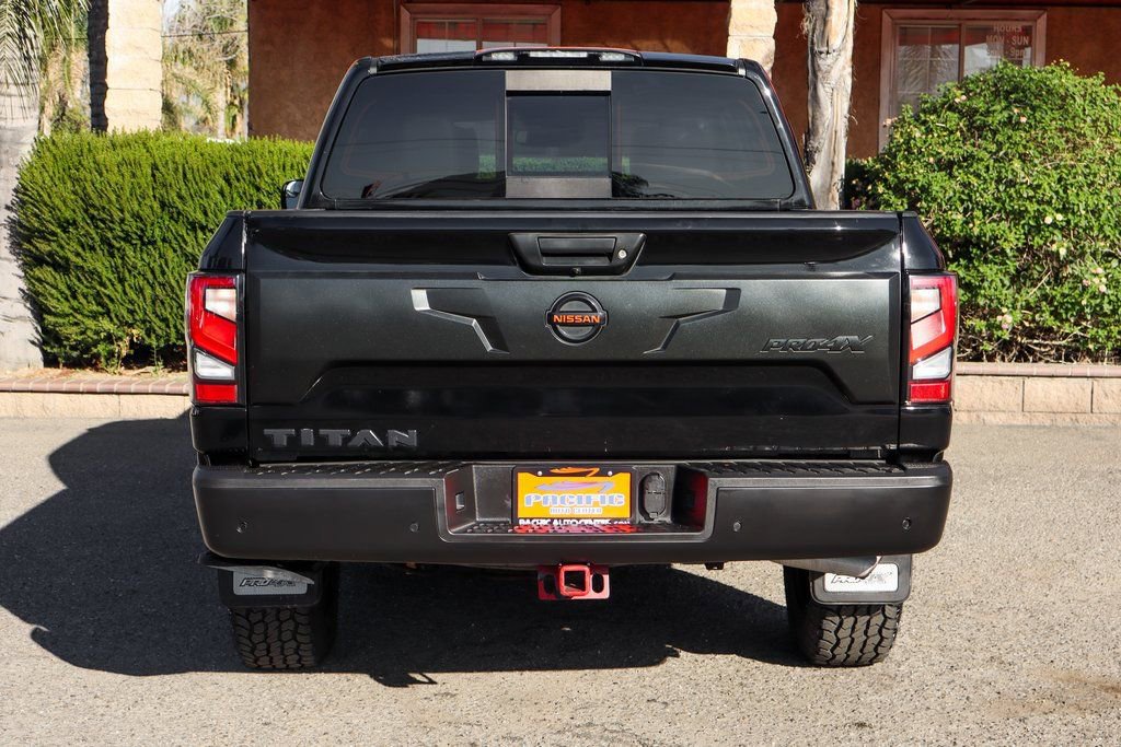 Used 2021 Nissan Titan PRO-4X w/ Pro-4x Convenience Package image 7