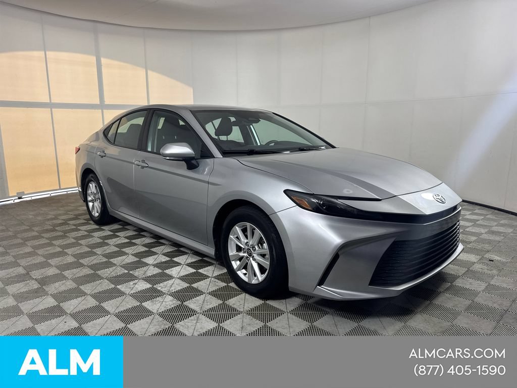 Used 2025 Toyota Camry LE FWD image 3
