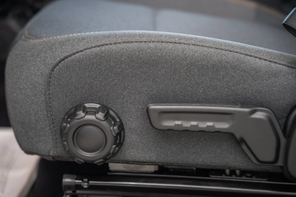 New 2026 Jeep Wrangler Unlimited Sport AWD/4WD image 35