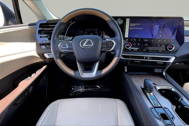 Used 2024 Lexus RX 350 Premium w/ Accessory Package (Z1) image 8