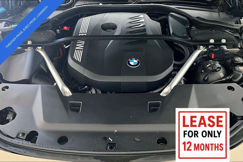 Used 2023 BMW 740i image 13