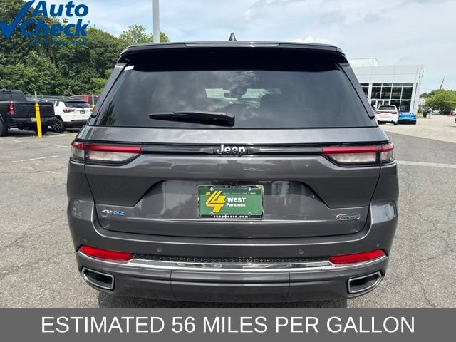 Used 2024 Jeep Grand Cherokee Overland w/ Trailer Tow Package AWD/4WD image 17