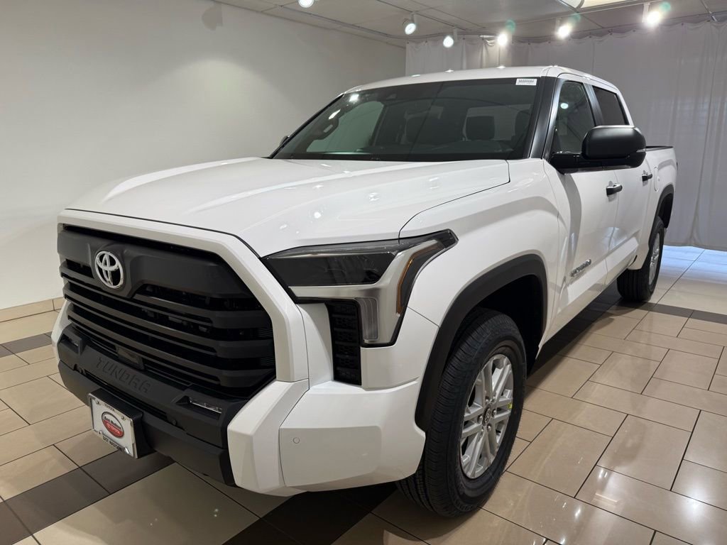 New 2026 Toyota Tundra SR5
