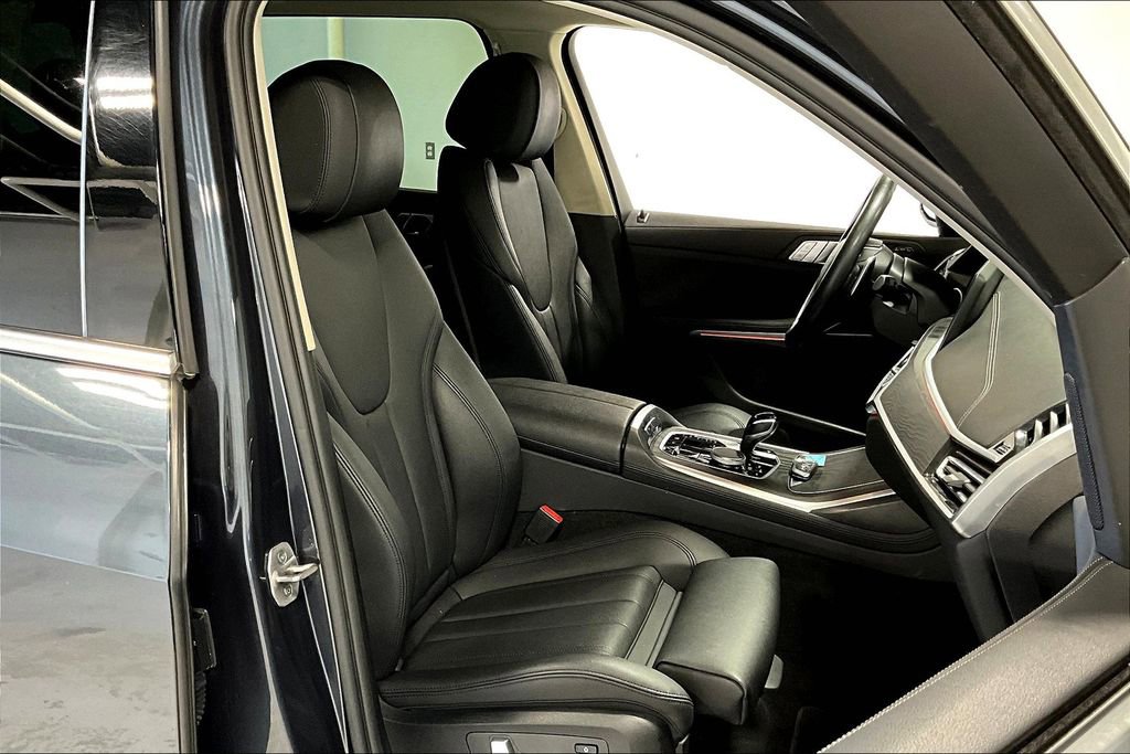 Used 2022 BMW X7 xDrive40i image 10