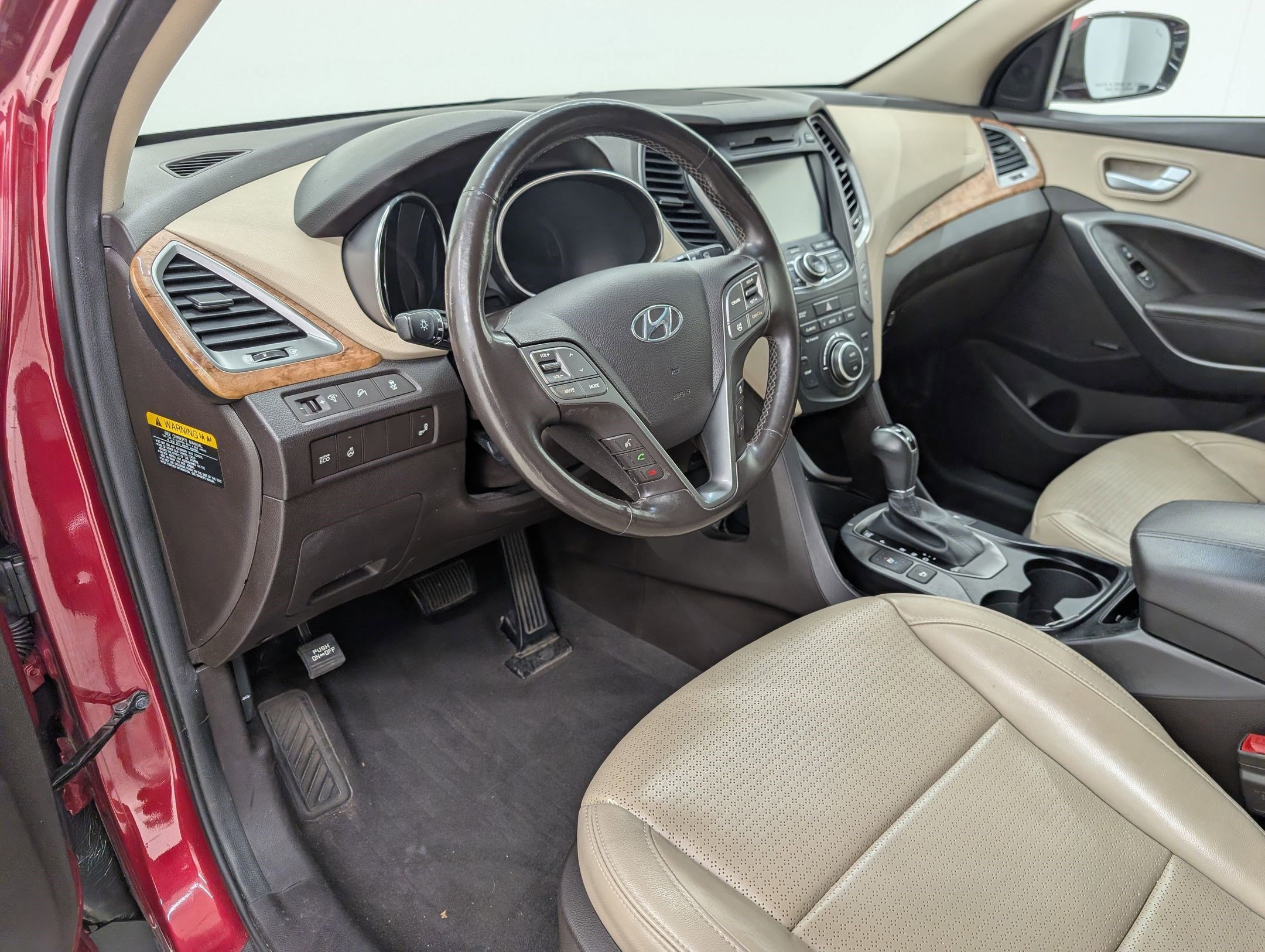 Used 2014 Hyundai Santa Fe Sport w/ Technology Package 04 image 3