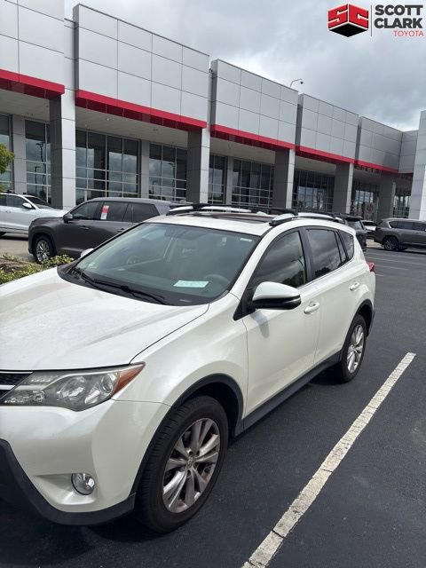 Used 2013 Toyota RAV4 Limited AWD/4WD image 2