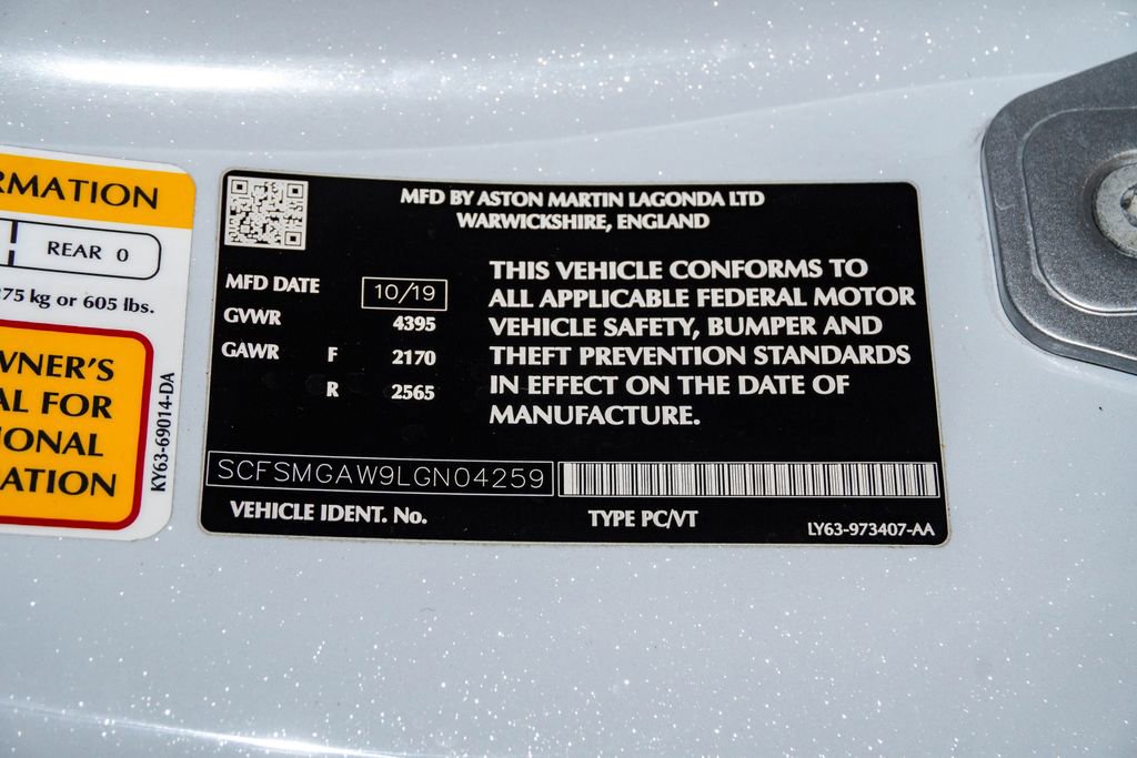 Used 2020 Aston Martin V8 Vantage Coupe image 35