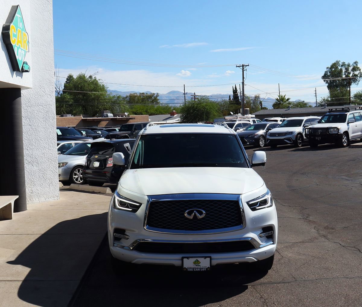 Used 2022 INFINITI QX80 Luxe w/ All-Season Package image 15