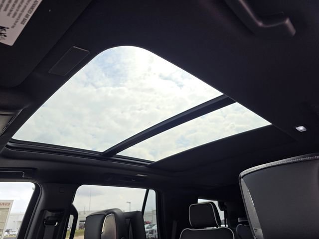 New 2026 GMC Yukon AT4 Ultimate image 18