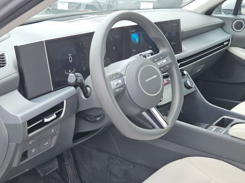 Used 2025 Hyundai Sonata SEL FWD image 13