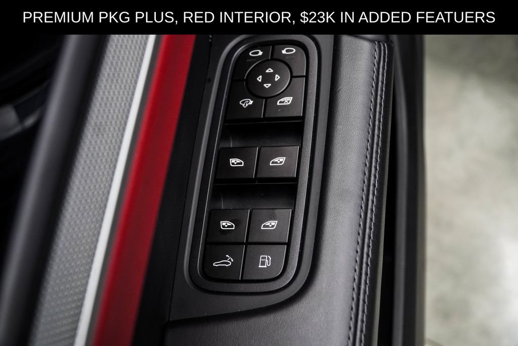 Used 2024 Porsche Cayenne AWD/4WD image 50
