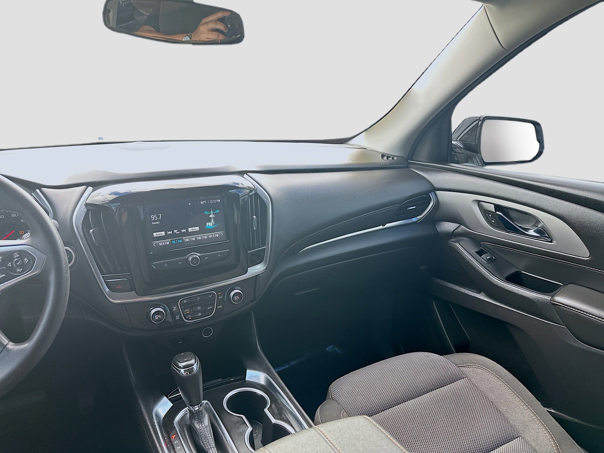 Used 2019 Chevrolet Traverse LS FWD image 19