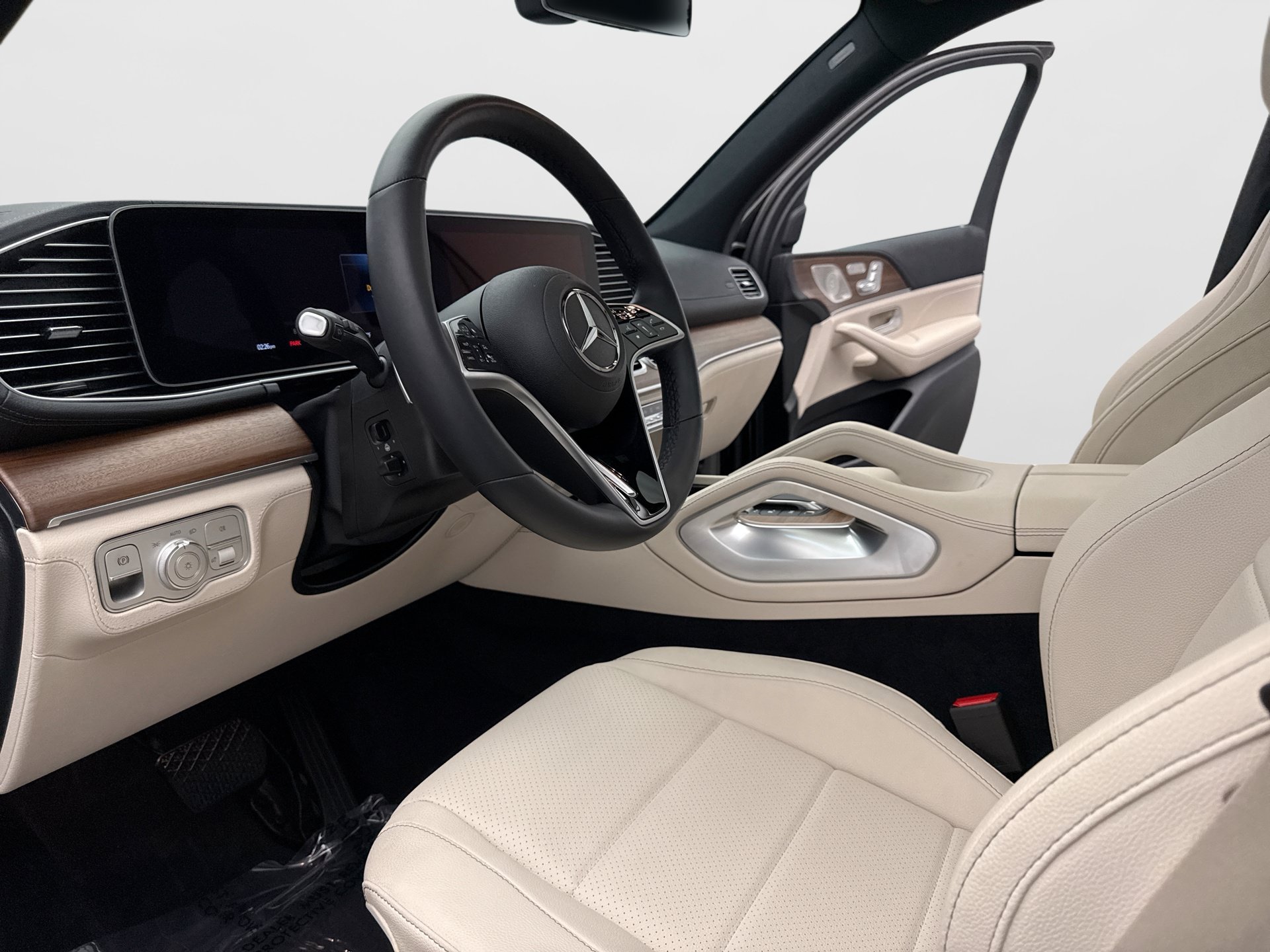 Used 2025 Mercedes-Benz GLE 350 4MATIC image 12