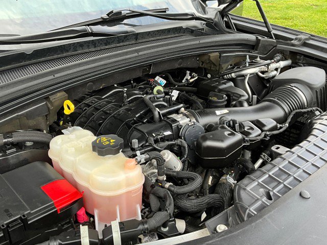Used 2022 Jeep Grand Cherokee L Laredo w/ Luxury Tech Group I image 11