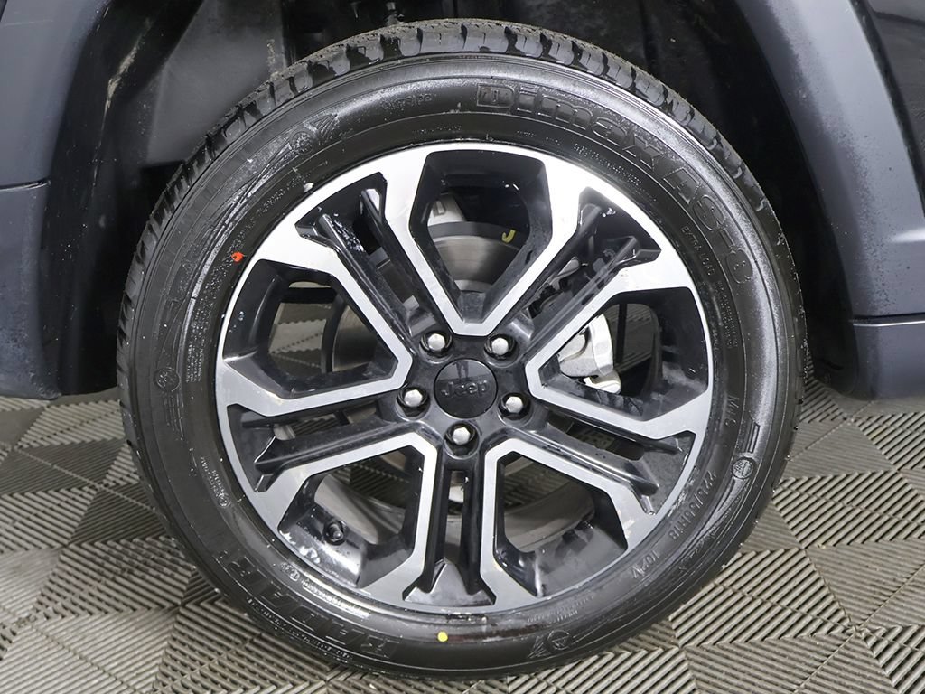 Used 2022 Jeep Compass Limited AWD/4WD image 20