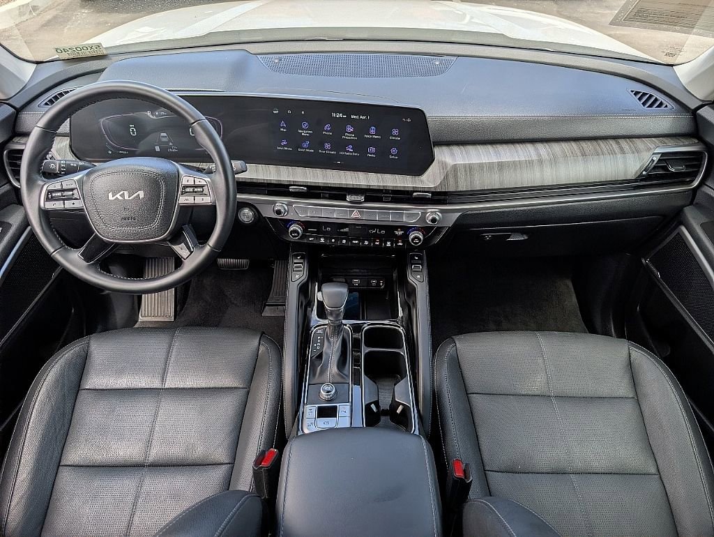 Used 2024 Kia Telluride EX image 23