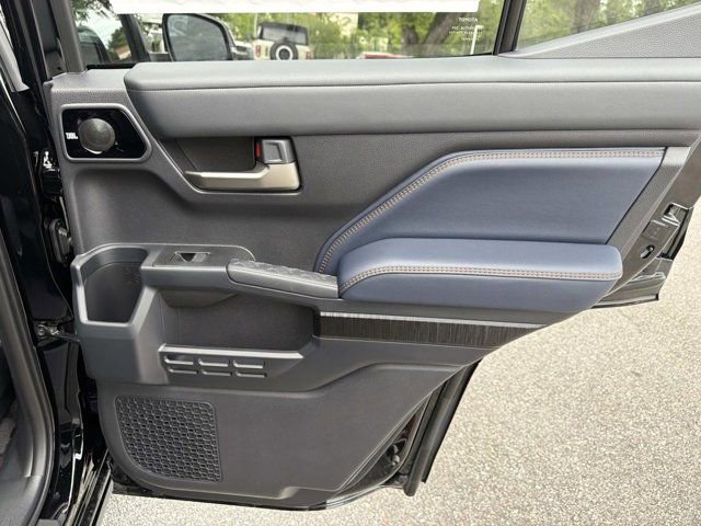 New 2026 Toyota 4Runner Platinum AWD/4WD image 20