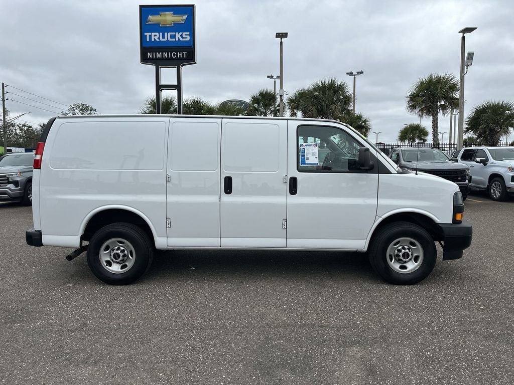 Used 2023 GMC Savana 2500 w/ Driver Convenience Package image 17