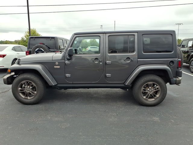 Used 2016 Jeep Wrangler Unlimited Sahara AWD/4WD image 4