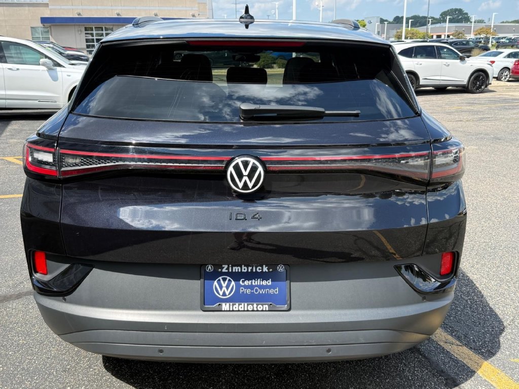 Certified 2025 Volkswagen ID.4 Pro S w/ ID.4 Black Package RWD image 4
