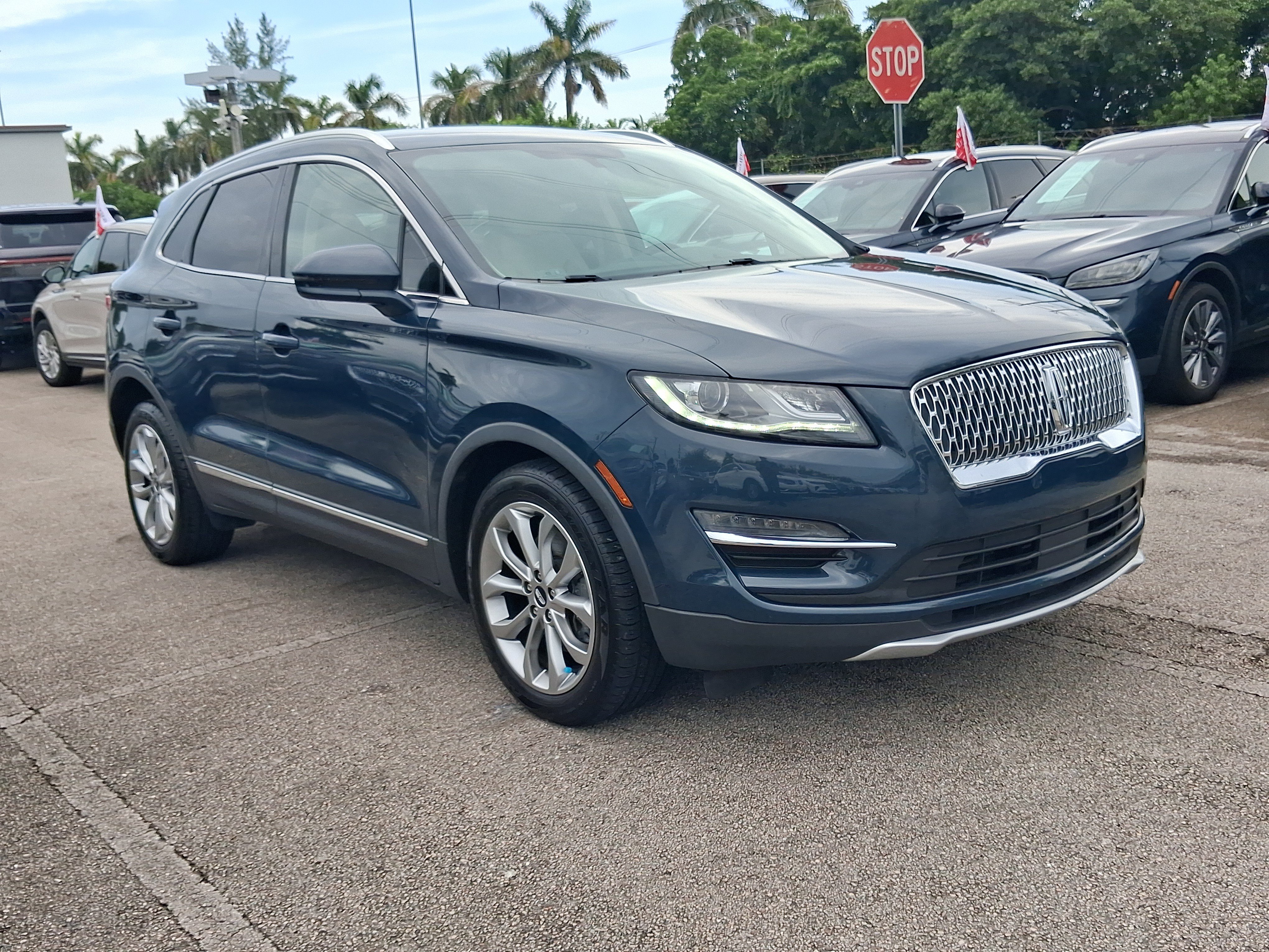 Used 2019 Lincoln MKC Select w/ Select Plus Package FWD image 22