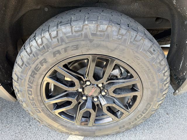 Used 2023 GMC Sierra 1500 Elevation w/ Elevation Premium Package image 19