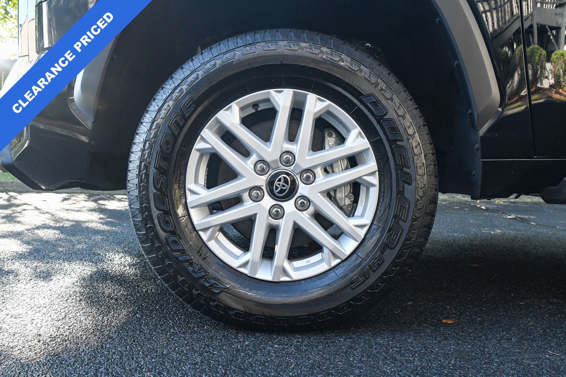 Used 2025 Toyota Tundra SR5 image 30