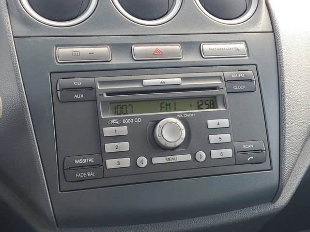 Used 2011 Ford Transit Connect XLT image 19