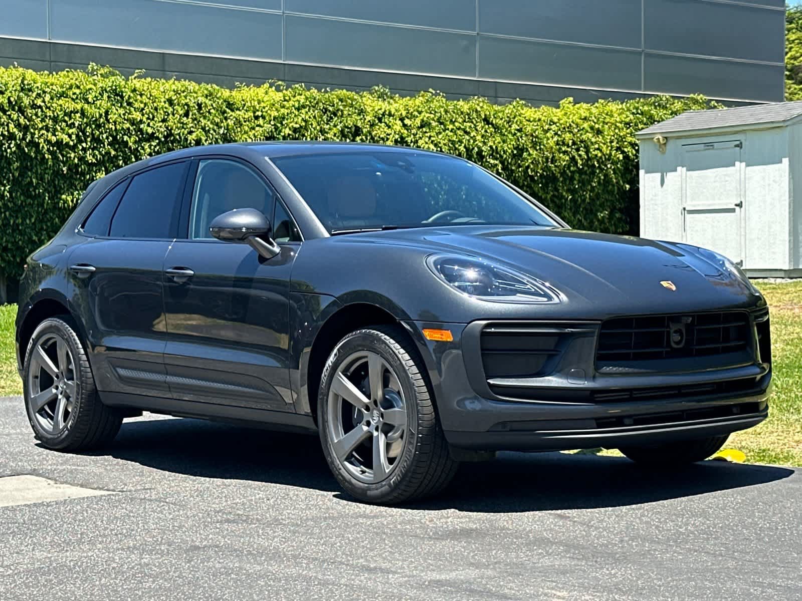 New 2026 Porsche Macan AWD/4WD image 10