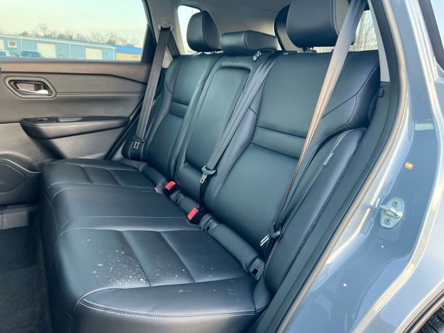 Used 2023 Nissan Rogue SL image 26