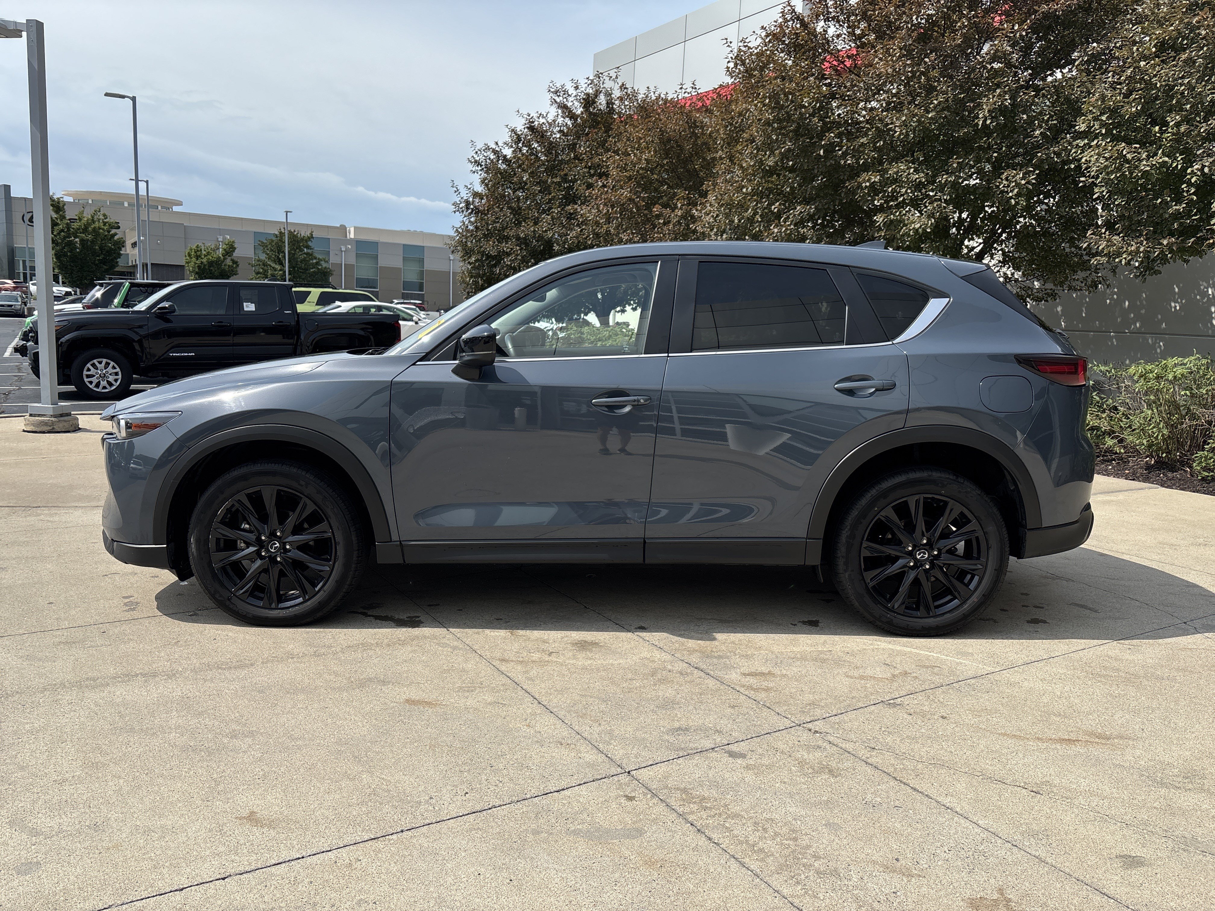 Used 2025 MAZDA CX-5 Carbon Edition AWD/4WD image 9