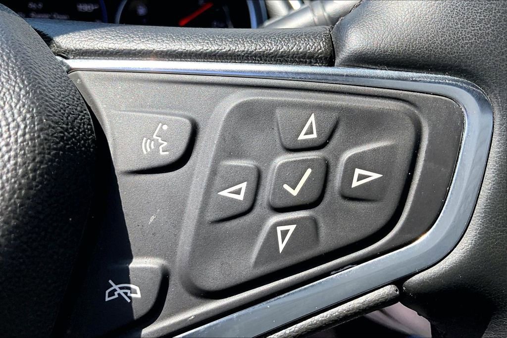 Used 2024 Chevrolet Malibu LT FWD image 11