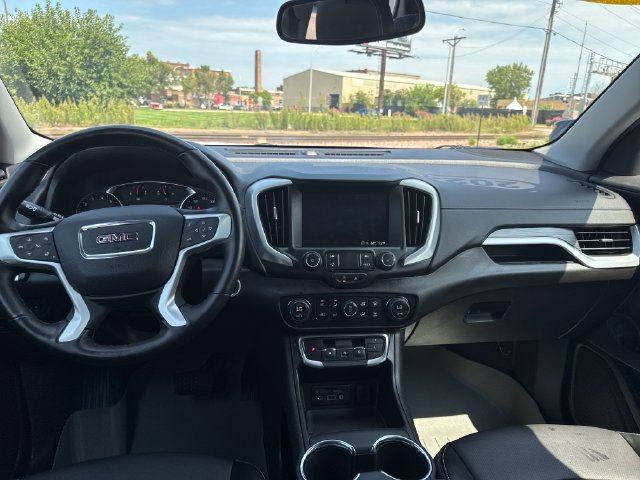 Used 2024 GMC Terrain SLT AWD/4WD image 13