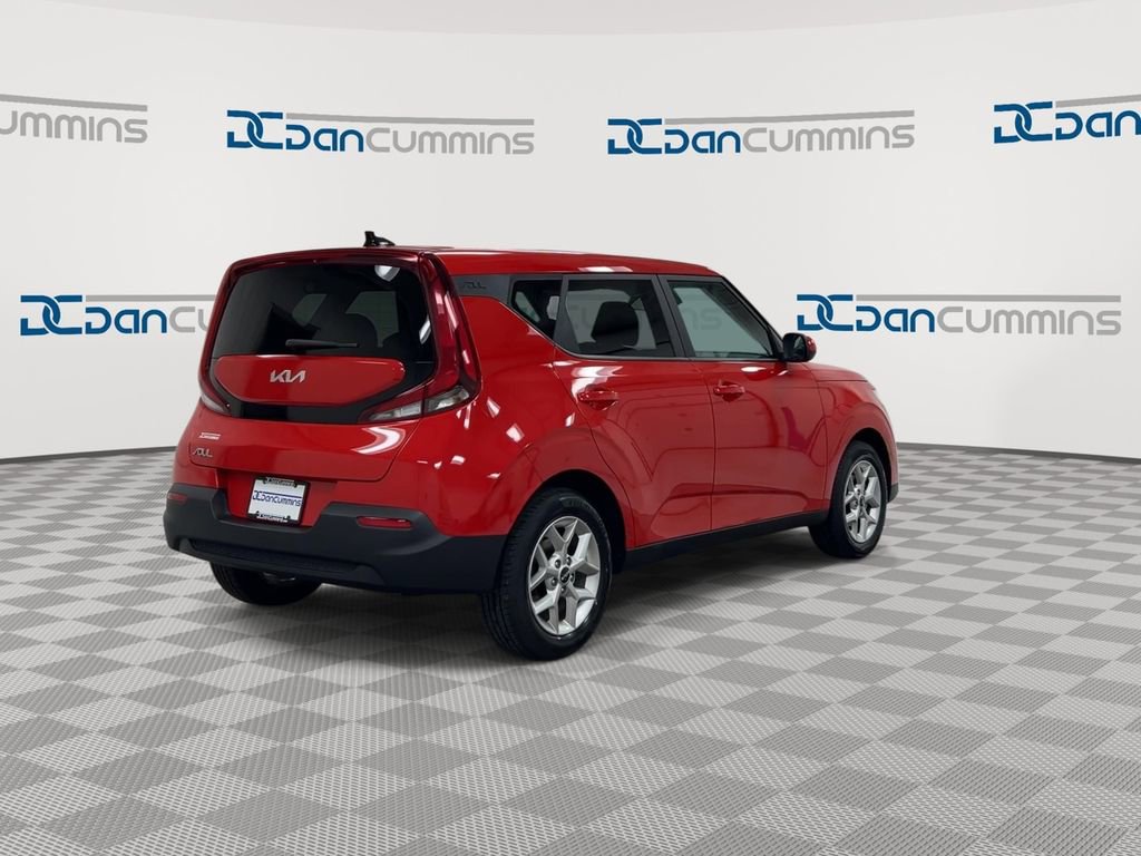 Used 2022 Kia Soul LX w/ Technology Package image 8