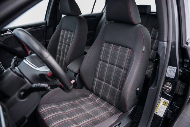 Used 2011 Volkswagen GTI 4-Door FWD image 19