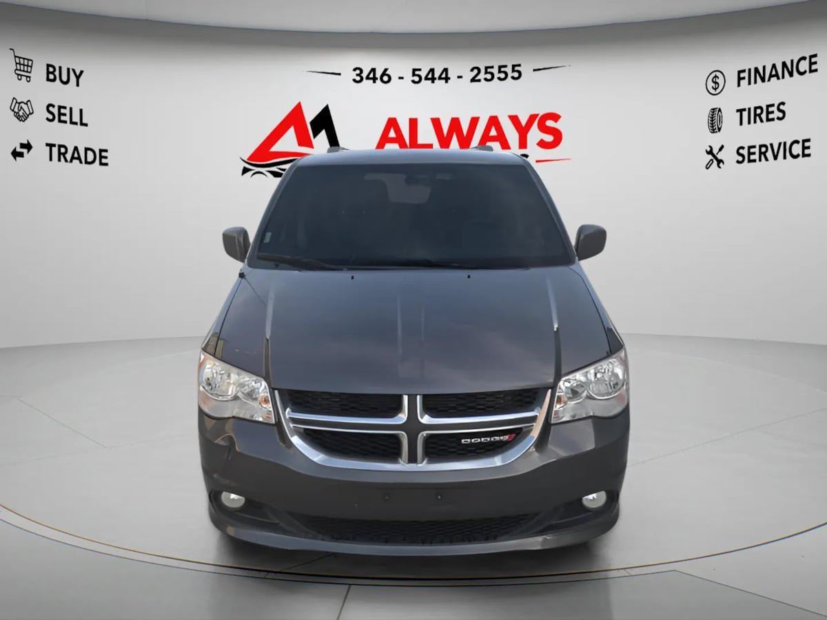 Used 2017 Dodge Grand Caravan SXT FWD image 5