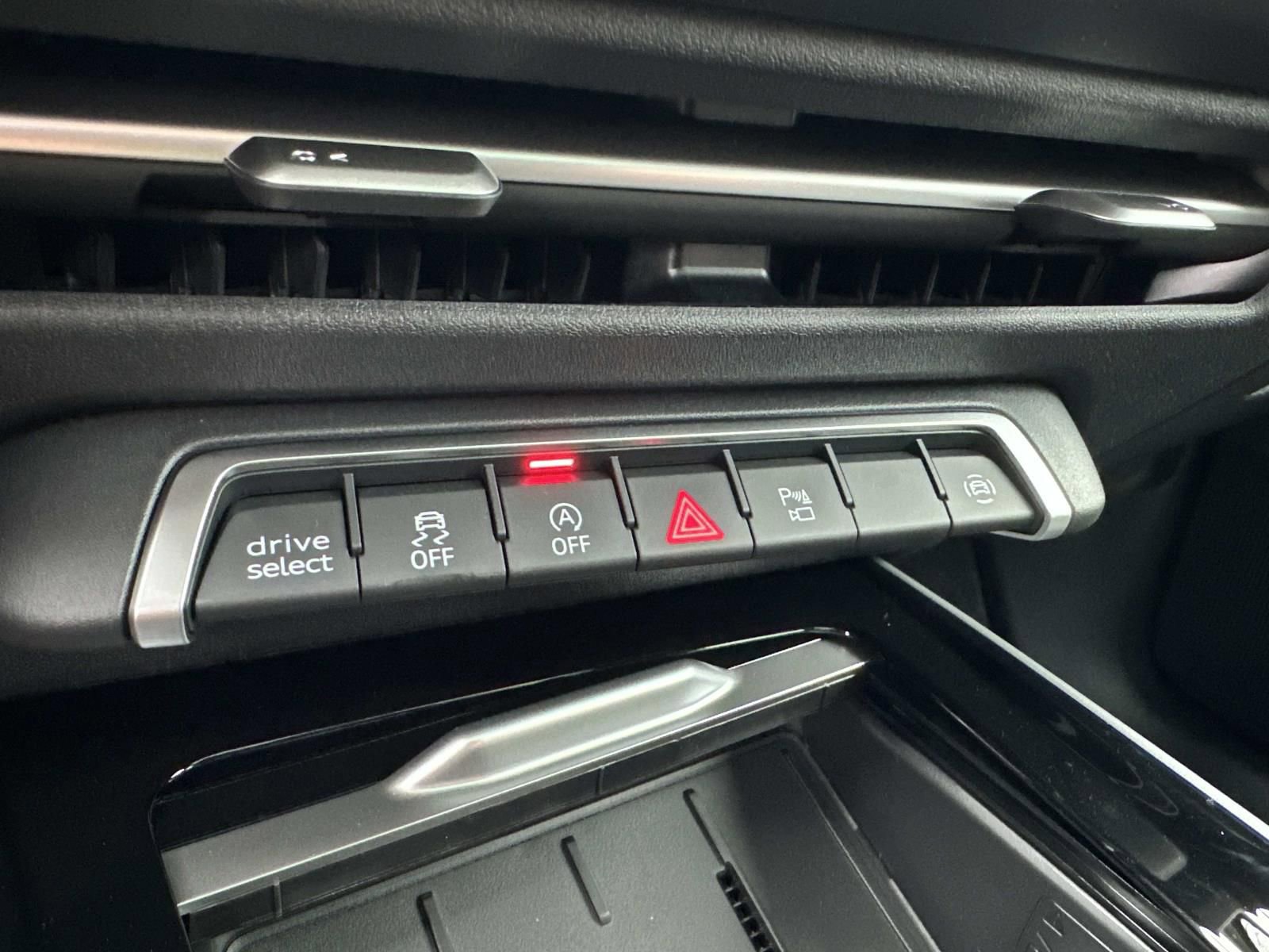 New 2026 Audi Q3 quattro 2.0T image 23