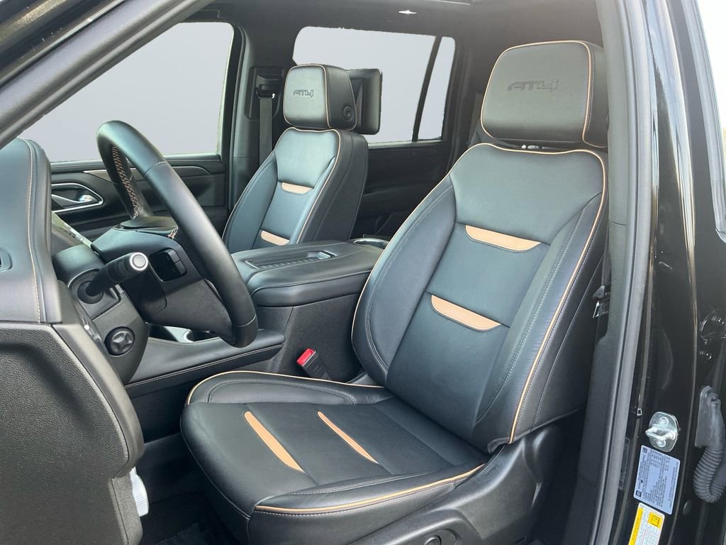 Used 2024 GMC Yukon XL AT4 image 10