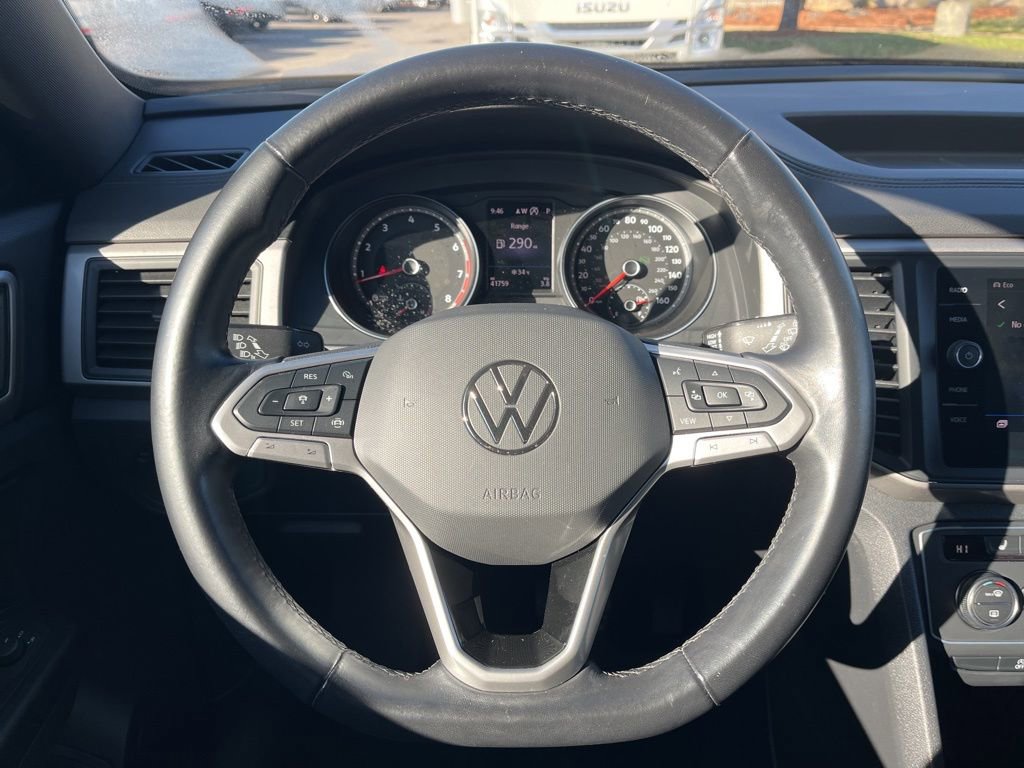 Used 2020 Volkswagen Atlas Cross Sport SE w/ Towing Package image 15