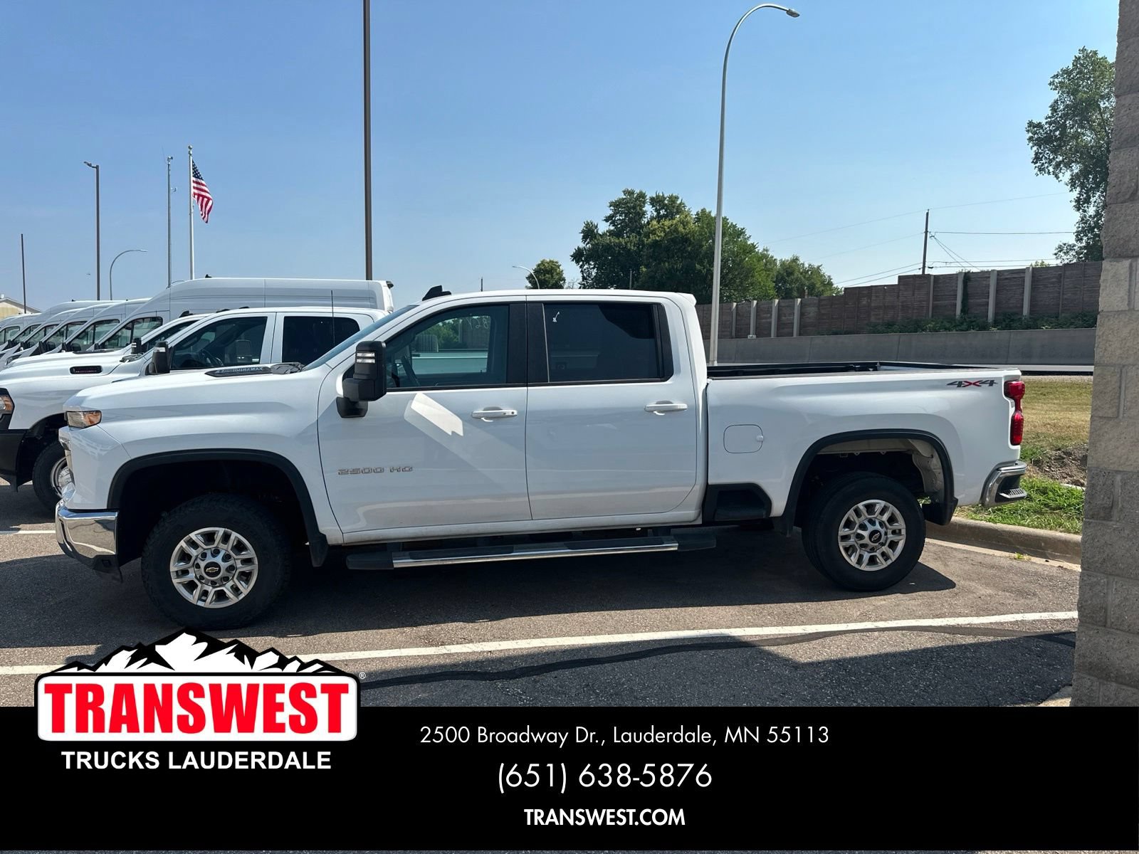 Used 2026 Chevrolet Silverado 2500 LT AWD/4WD image 2