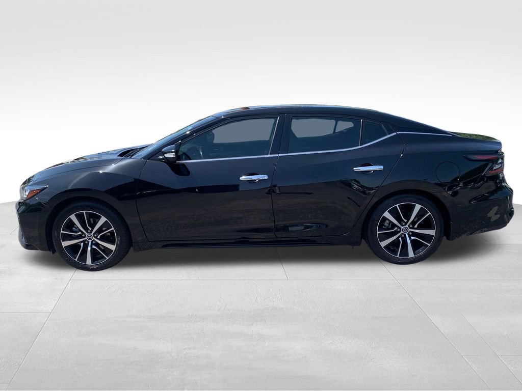 Used 2022 Nissan Maxima SV w/ Floor Mat Group FWD image 2