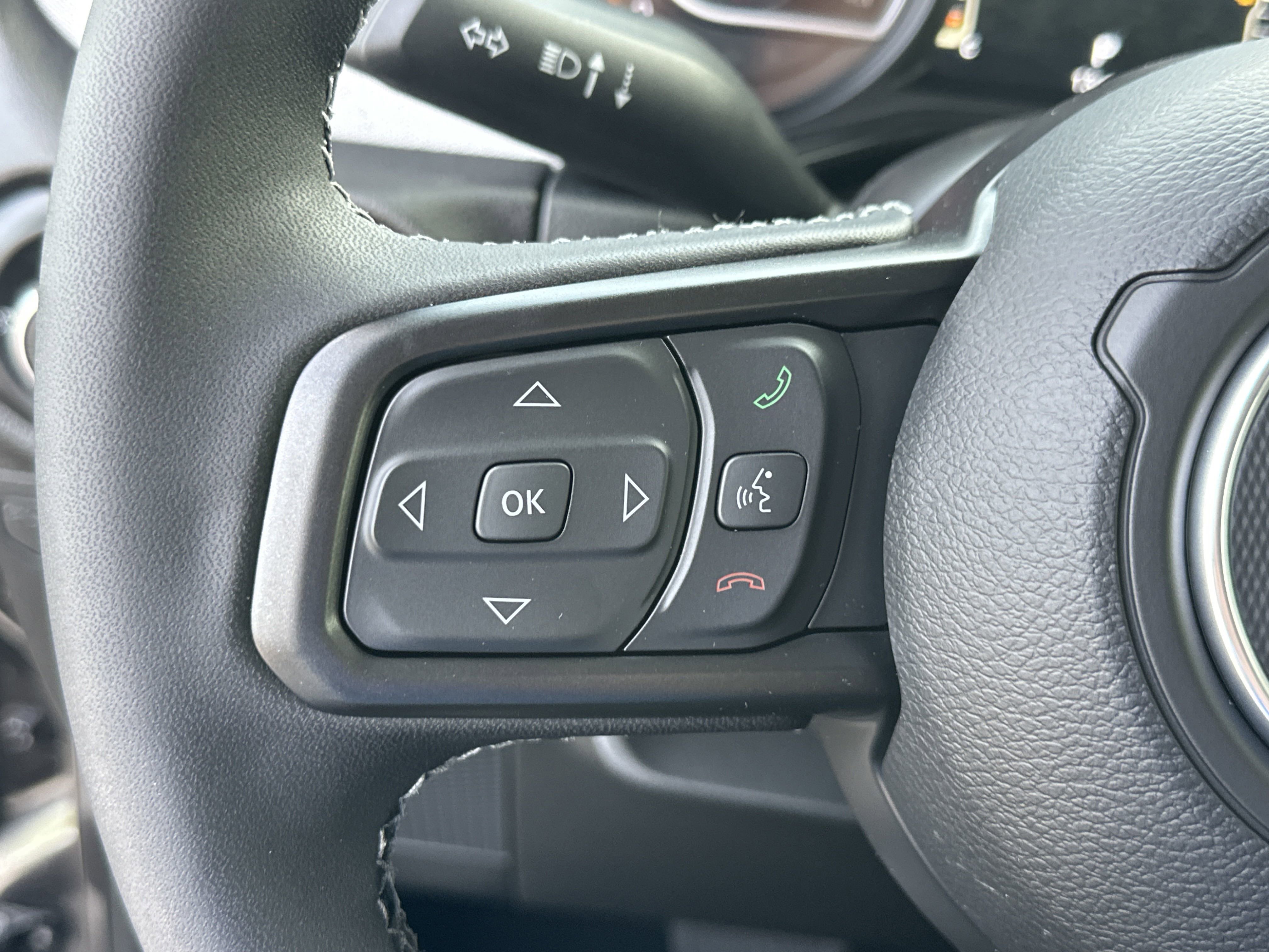 New 2025 Jeep Gladiator Sport image 11