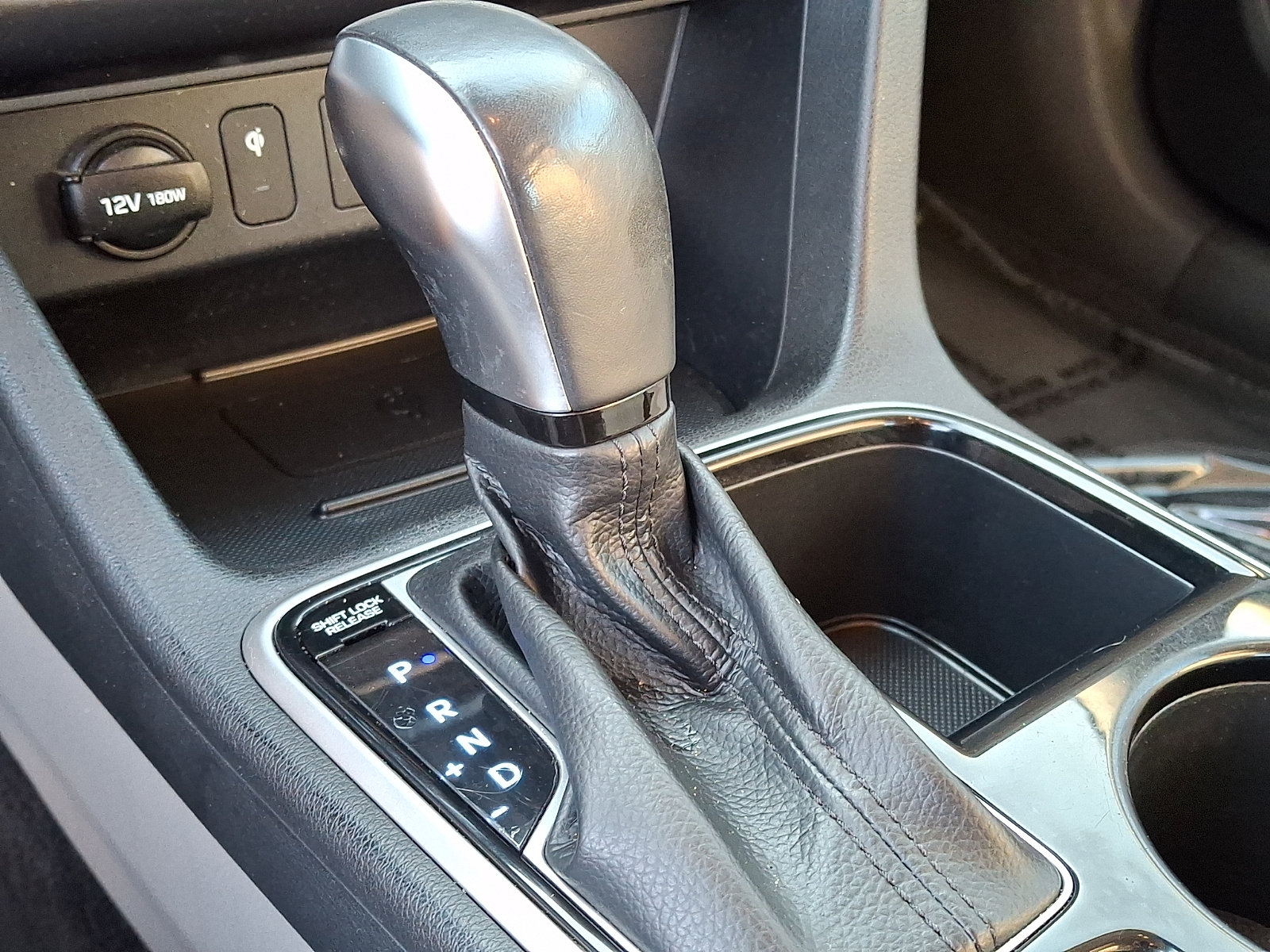 Used 2019 Hyundai Sonata SEL w/ Tech Package 02 FWD image 17